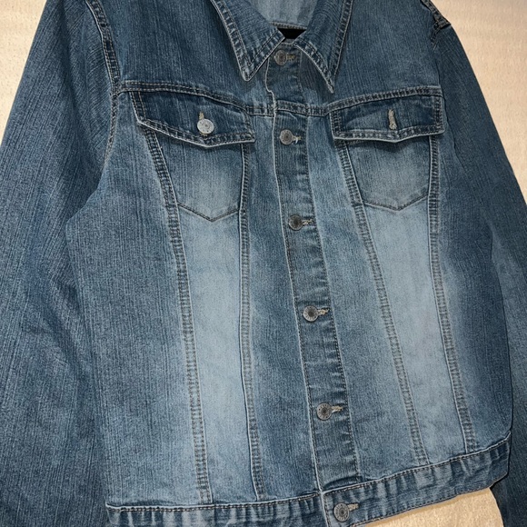 Vintage Women's Denim Jean Jacket C'est Toi Button Up Medium Wash Fade Size XL - Picture 3 of 7